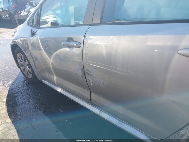 Toyota COROLLA LE 2026 5YFB4MDE7TP377316 Image 15