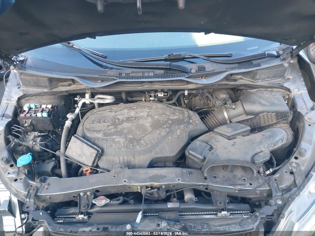 5FNRL6H81JB038397 Honda Odyssey Touring