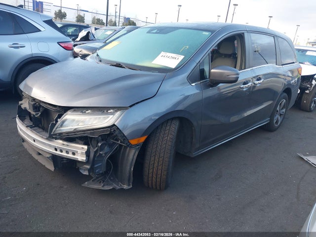 5FNRL6H81JB038397 Honda Odyssey Touring