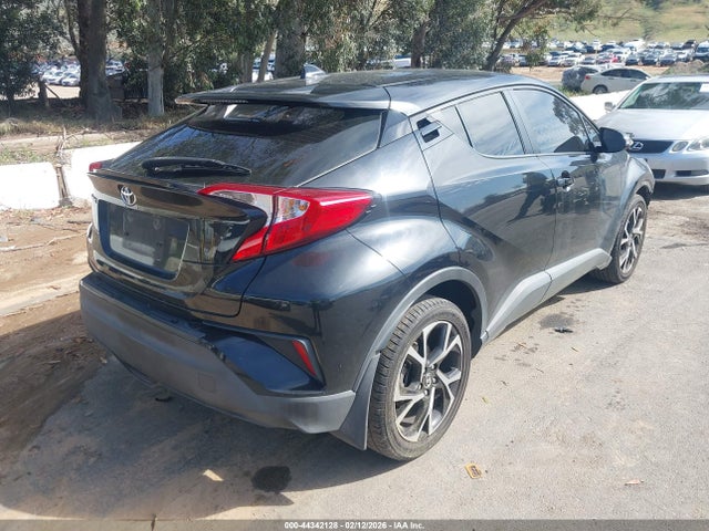 Toyota C-HR XLE 2018 JTNKHMBX2J1005209 Image 4