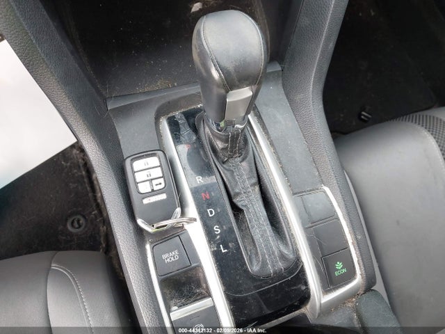 2019 HONDA CIVIC JHMFC1F31KX010831 Photo 10
