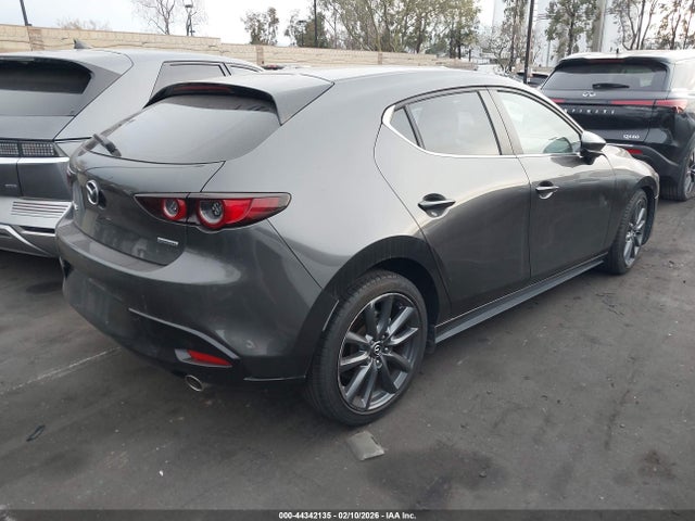 Mazda MAZDA3 2019 JM1BPAJM0K1133320 Image 4