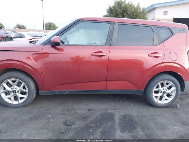 KIA SOUL S 2021 KNDJ23AU2M7754113 Image 14