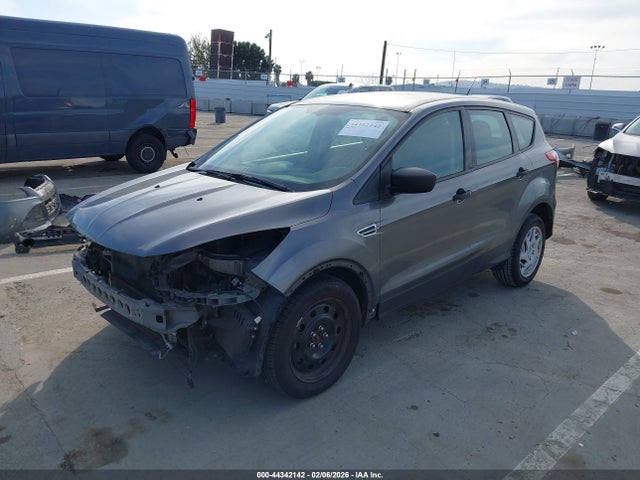 Ford ESCAPE S 2014 1FMCU0F72EUB47907 Image 2