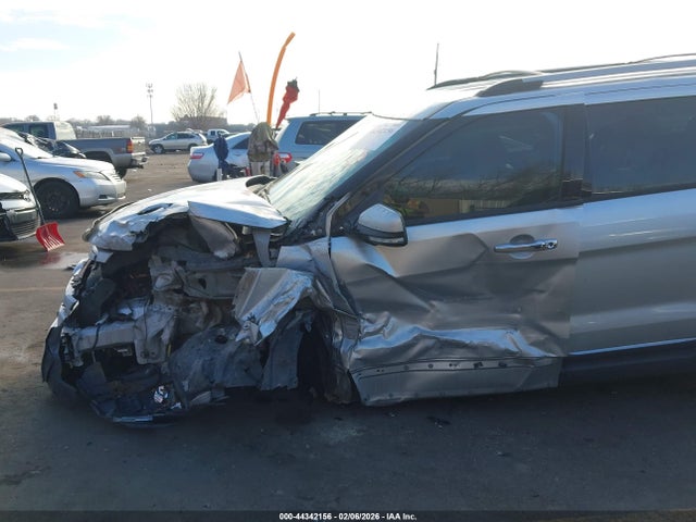 Ford Explorer Limited 2015 1FM5K8F82FGA41057 Image 6