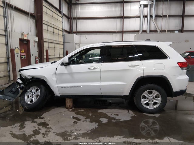 1C4RJFAG7FC918967 Jeep Grand Cherokee Laredo