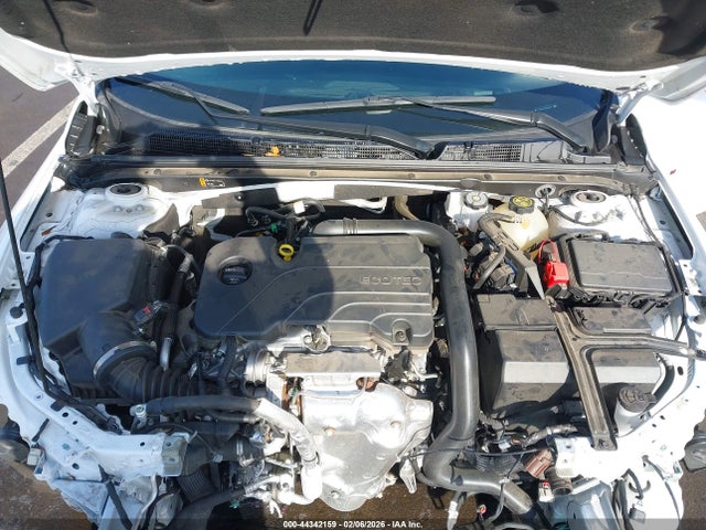 1G1ZE5STXRF156305 Chevrolet Malibu Fwd 2lt