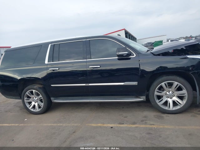 Продажа на аукционе авто 2015 Cadillac Escalade Esv Luxury, vin: 1GYS4SKJ9FR652550, номер лота: 44342166