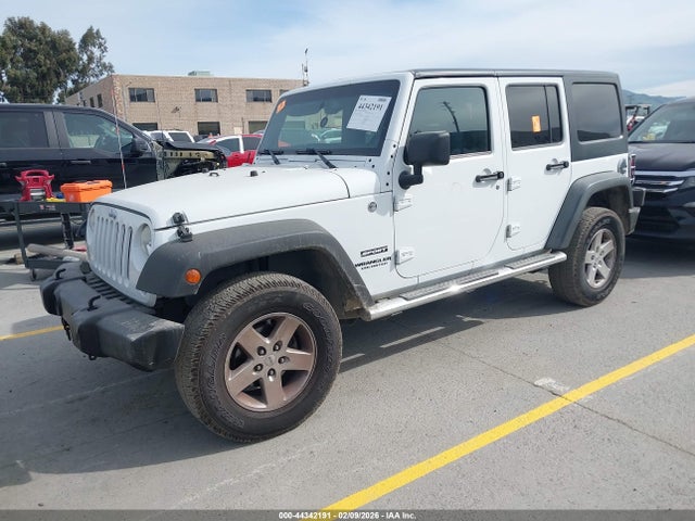 1C4BJWDGXEL194462 Jeep Wrangler Unlimited Sport