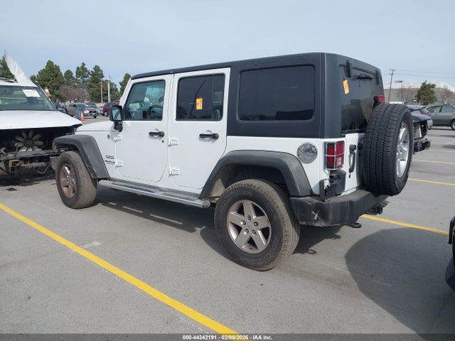1C4BJWDGXEL194462 Jeep Wrangler Unlimited Sport