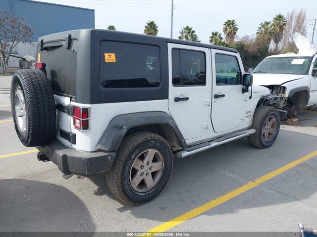 1C4BJWDGXEL194462 Jeep Wrangler Unlimited Sport