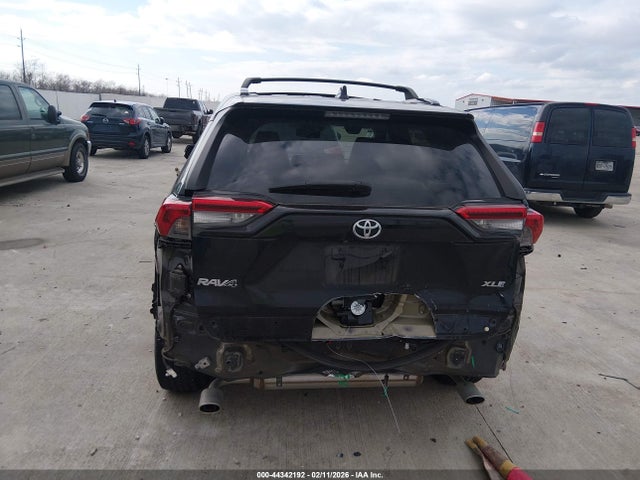 Toyota Rav4 Xle Premium 2019 2T3C1RFV7KC011417 Image 16