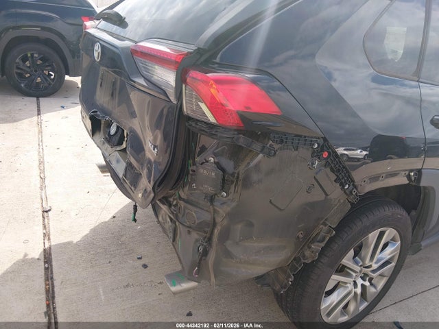 Toyota Rav4 Xle Premium 2019 2T3C1RFV7KC011417 Image 17