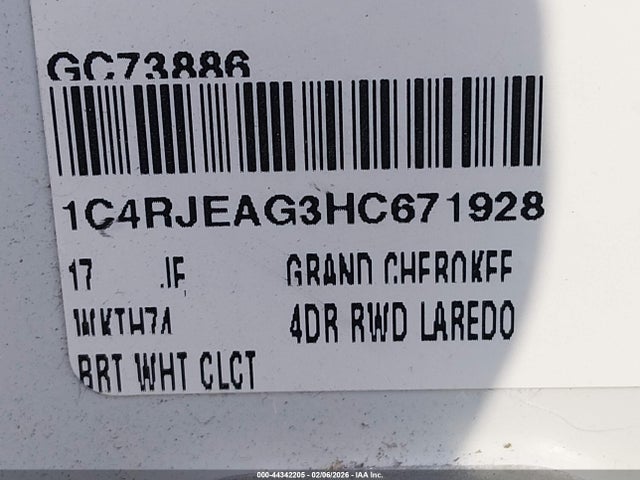 1C4RJEAG3HC671928 Jeep Grand Cherokee Laredo 4x2