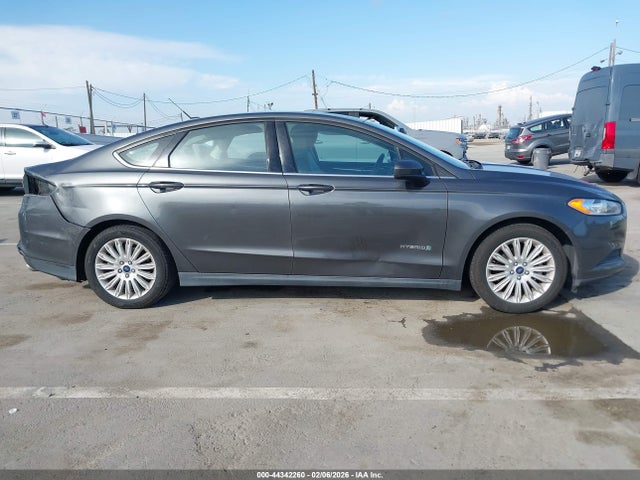 Ford Fusion Hybrid S 2016 3FA6P0UU9GR250985 Image 14