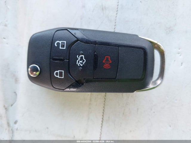 3FA6P0HDXER212091 Ford FUSION SE