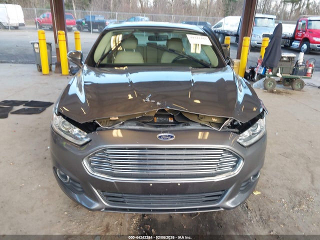 3FA6P0HDXER212091 Ford FUSION SE