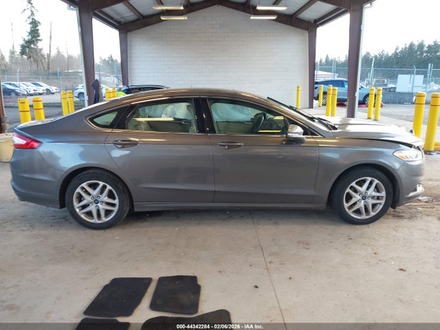 3FA6P0HDXER212091 Ford FUSION SE