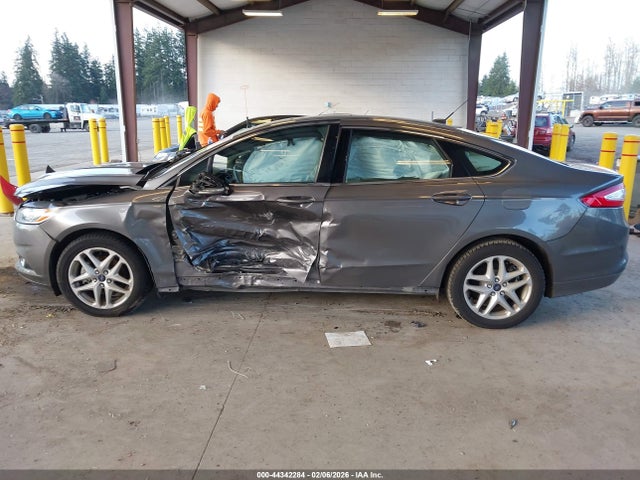 3FA6P0HDXER212091 Ford FUSION SE