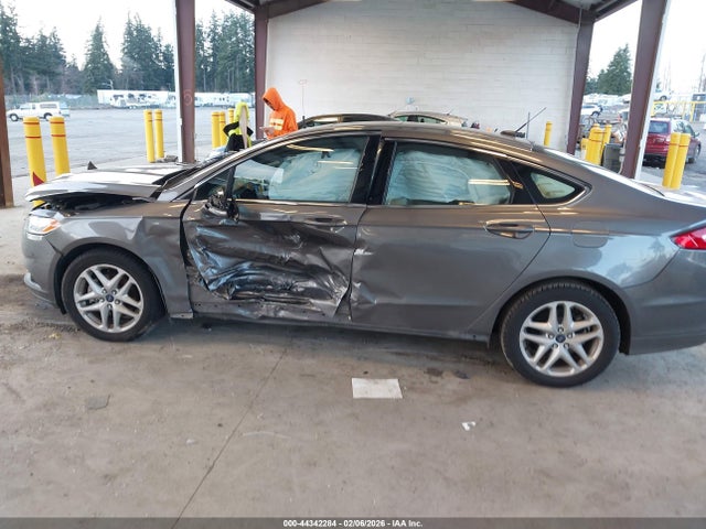 3FA6P0HDXER212091 Ford FUSION SE
