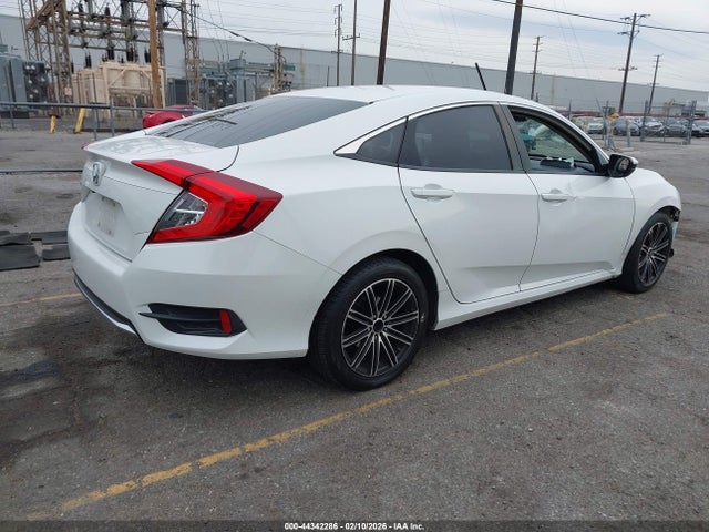 Honda Civic Lx 2019 2HGFC2F66KH518722 Image 4
