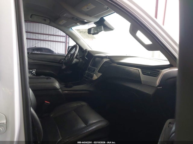 GMC YUKON SLT 2017 1GKS2BKC2HR384316 Image 5