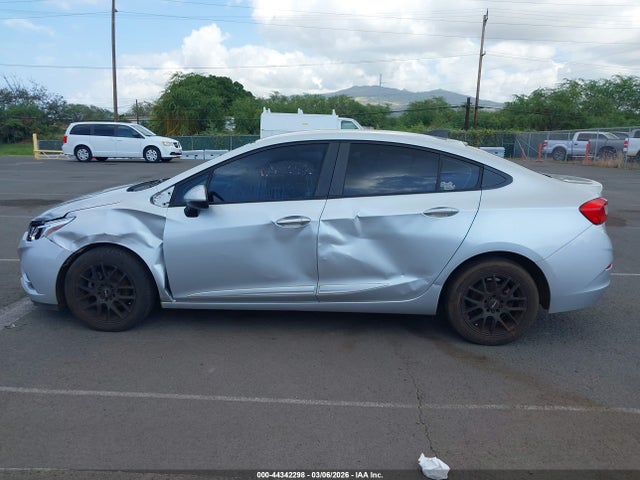 Chevrolet Cruze Ls Auto 2018 1G1BC5SM6J7193642 Image 14