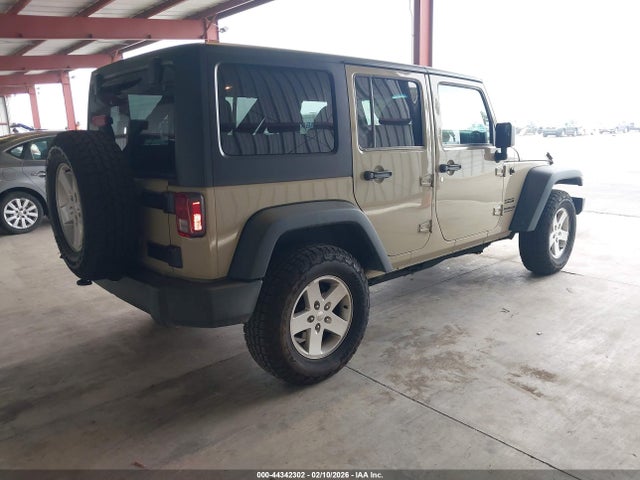 1C4BJWDG7HL686323 Jeep Wrangler Unlimited Sport 4x4