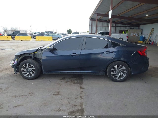 Honda CIVIC EX 2016 19XFC2F77GE043186 Image 15