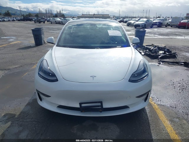 Продажа на аукционе авто 2021 Tesla Model 3 Standard Range Plus Rear-wheel Drive, vin: 5YJ3E1EAXMF057030, номер лота: 44342323