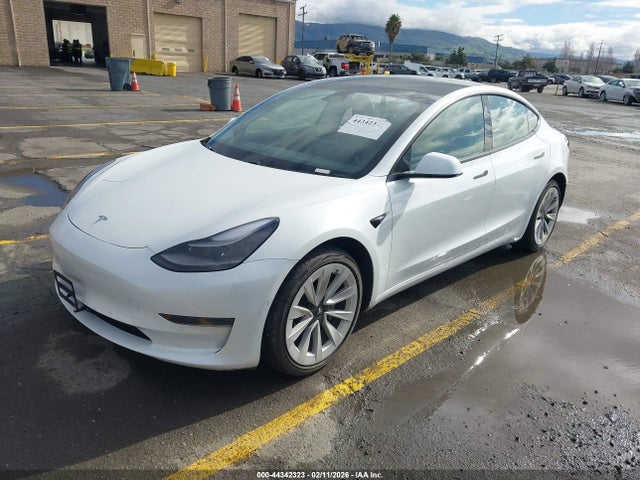 Продажа на аукционе авто 2021 Tesla Model 3 Standard Range Plus Rear-wheel Drive, vin: 5YJ3E1EAXMF057030, номер лота: 44342323