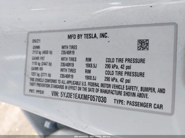 Продажа на аукционе авто 2021 Tesla Model 3 Standard Range Plus Rear-wheel Drive, vin: 5YJ3E1EAXMF057030, номер лота: 44342323