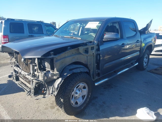 5TFAX5GN2HX075011 Toyota Tacoma Sr5