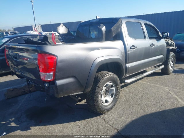 5TFAX5GN2HX075011 Toyota Tacoma Sr5