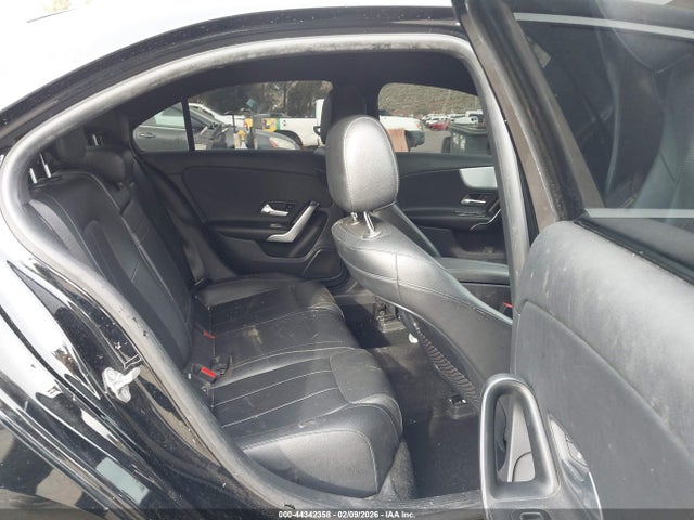 W1K3G4EB6MJ265599 Mercedes-Benz A 220