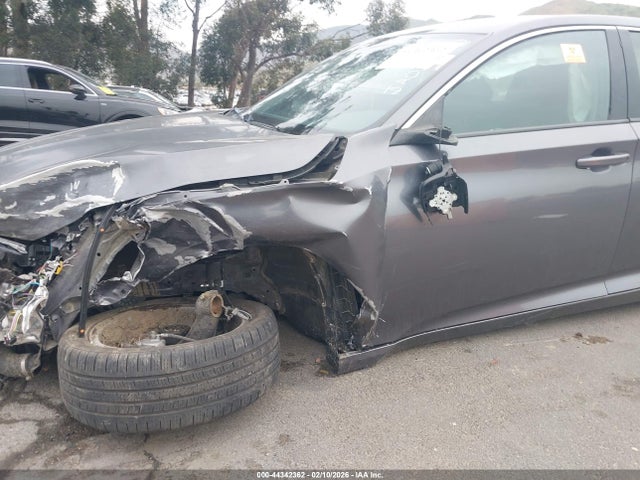 1HGCV1F19JA036030 Honda ACCORD LX