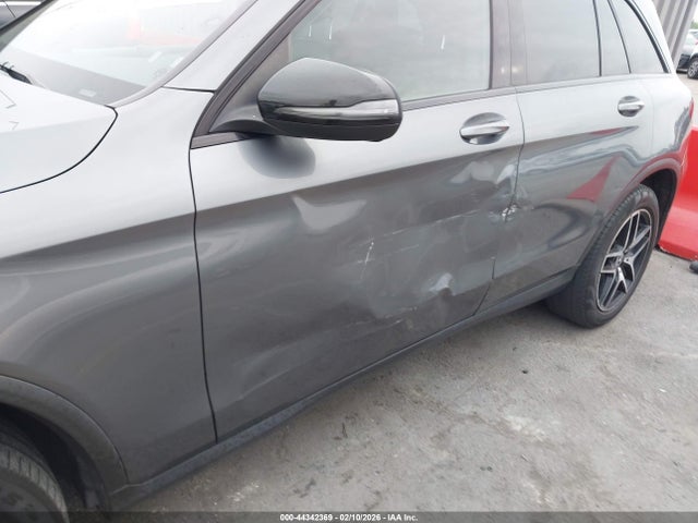 WDC0G4JB7KV149721 Mercedes-Benz GLC 300