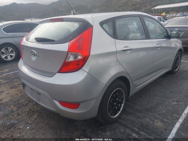 Hyundai ACCENT GS 2014 KMHCT5AE1EU155213 Image 4