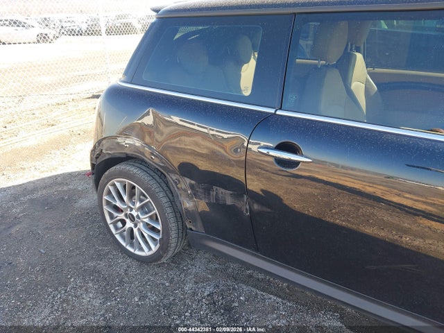 2009 MINI JOHN COOPER WORKS WMWMF93509TF96895 Photo 5