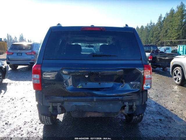 1C4NJRBBXFD188839 Jeep Patriot Altitude Edition