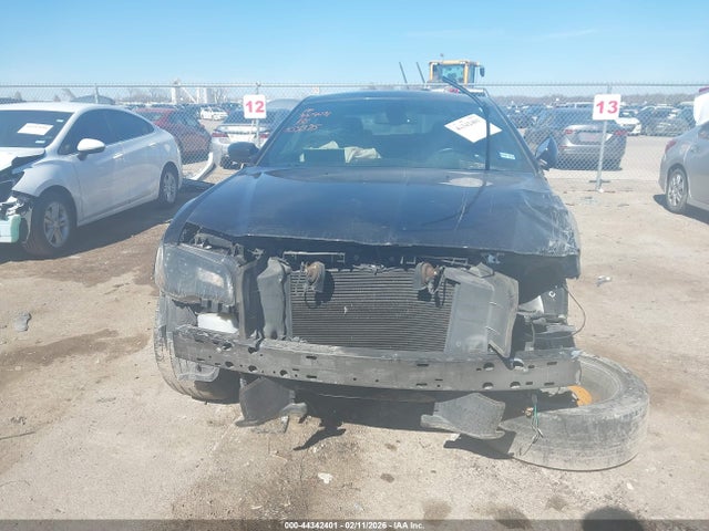44342401 :رقم المزاد ، 2C3CCABG6HH553753 vin ، 2017 Chrysler 300 300s Alloy Edition مزاد بيع