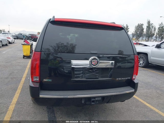 Продажа на аукционе авто 2011 Cadillac Escalade Esv Premium, vin: 1GYS4JEF7BR136246, номер лота: 44342426