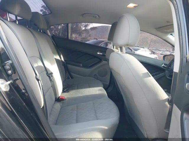 KIA FORTE LX 2015 KNAFK4A68F5425862 Image 8