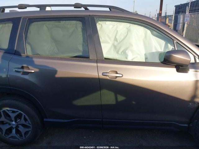 Subaru Forester Premium 2019 JF2SKAGC3KH507201 Image 13