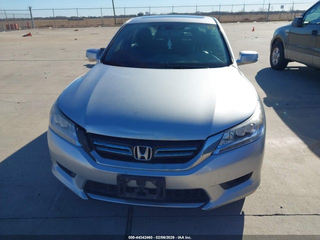 1HGCR6F70EA001419 Honda Accord Hybrid Touring