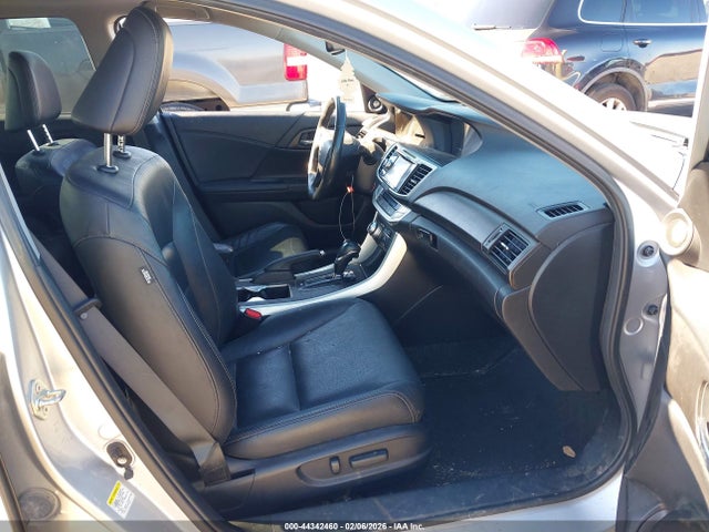 1HGCR6F70EA001419 Honda Accord Hybrid Touring