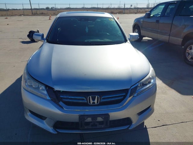 1HGCR6F70EA001419 Honda Accord Hybrid Touring