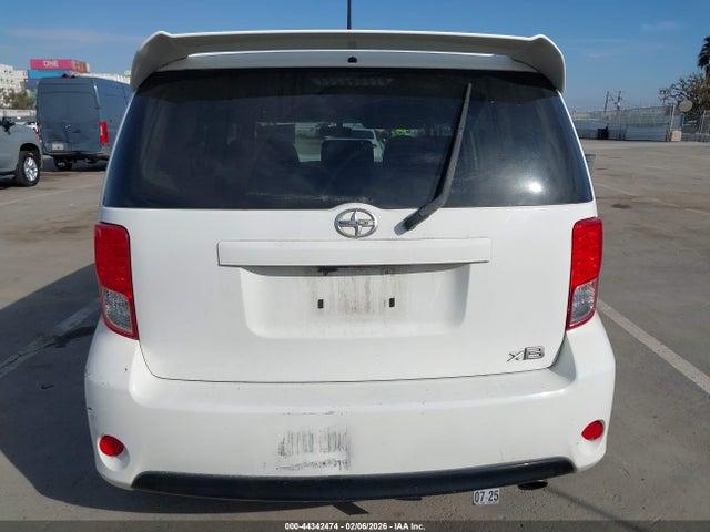 Scion Xb Release Series 2014 JTLZE4FE7EJ060219 Image 16