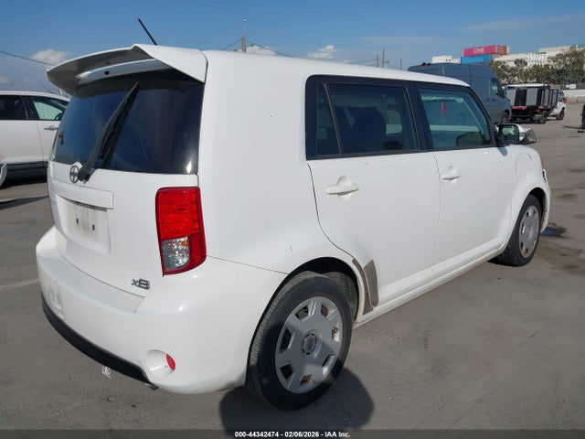 Scion Xb Release Series 2014 JTLZE4FE7EJ060219 Image 4