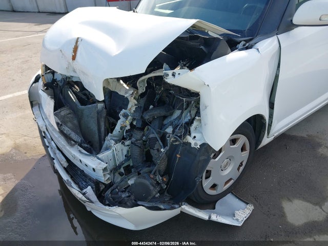 Scion Xb Release Series 2014 JTLZE4FE7EJ060219 Image 6